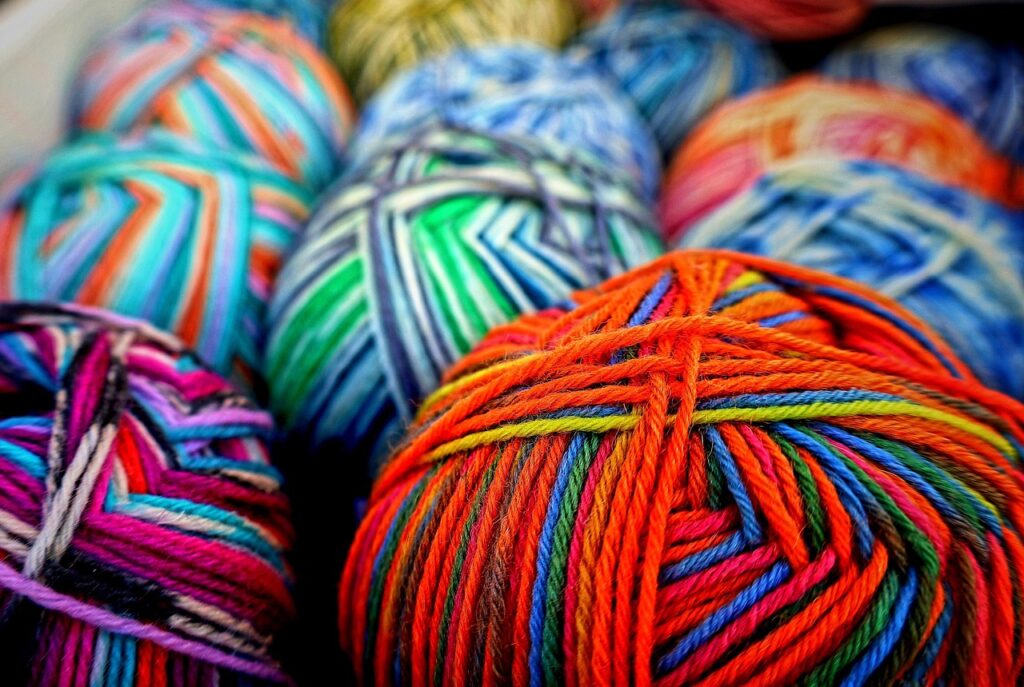 threads-8621150_1280